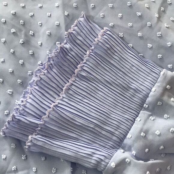 Isaac Mizrahi Clip Dot Blouse Pleated Cuffs - Picture 7 of 9